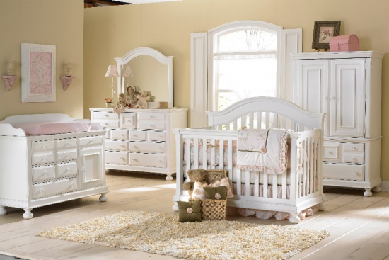 婴儿床摆放影响婴儿的健康成长