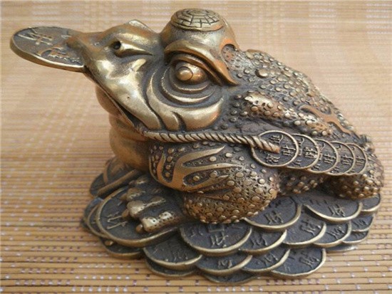 金蟾风水摆件