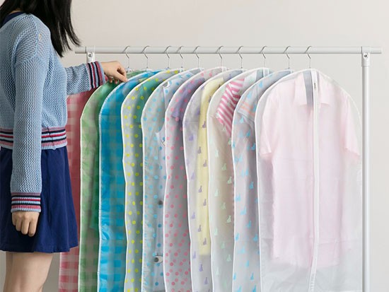 衣服防尘罩什么材料的好