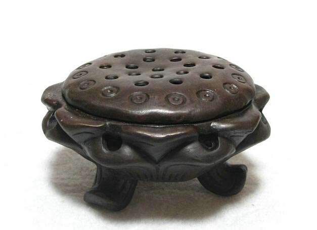 熏香炉里放什么好 熏香炉放什么东西 熏香炉里放什么好 熏香炉放什么东西