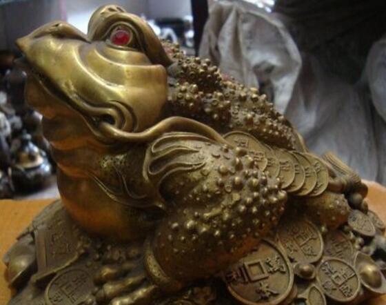 金蟾的正确摆放位置 金蟾摆放位置哪里好 金蟾的正确摆放位置 金蟾摆放位置哪里好