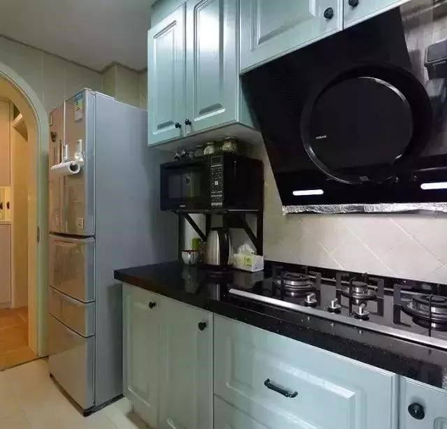 Image title