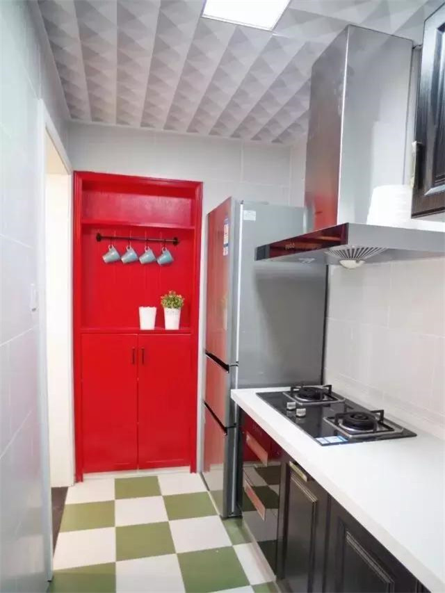 Image title