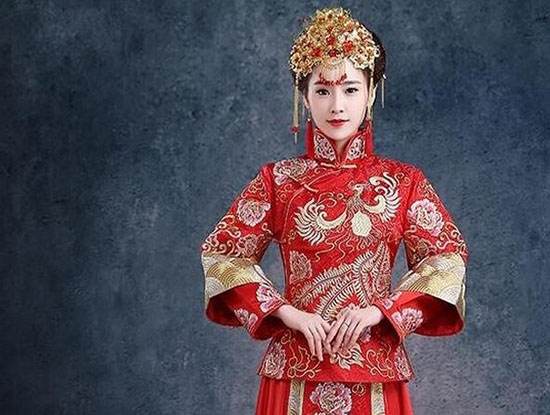 中式新娘发型怎么盘 中式新娘发型怎么盘
