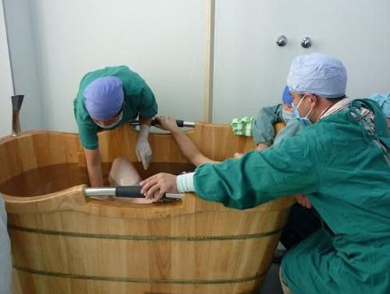 什么是水中分娩