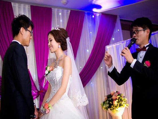婚庆司仪多少钱